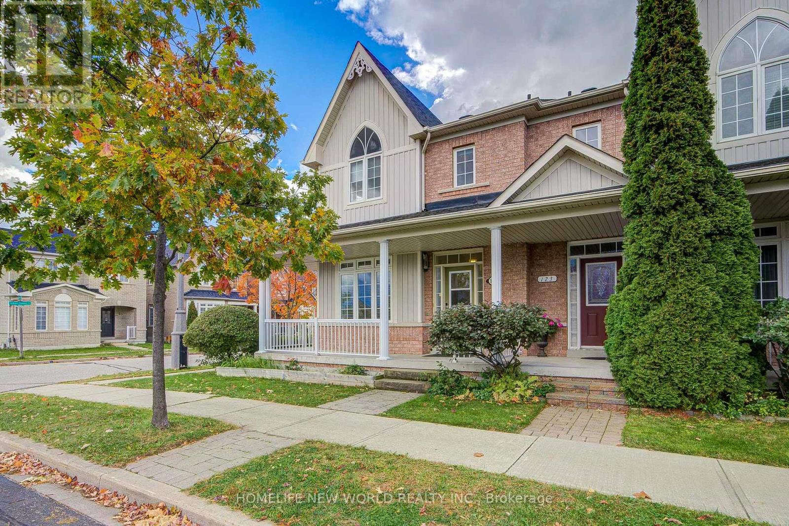 125 NORTHVALE ROAD, Markham (Cornell) — photo 2