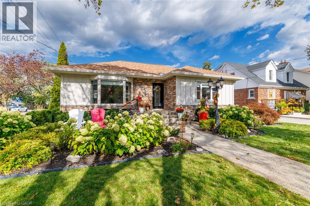 14 CHARLES Street, Stoney Creek — photo 6