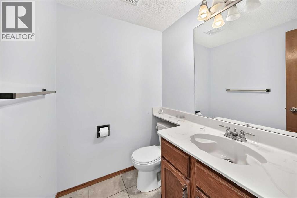 64 Edforth Crescent NW - 25