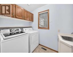 64 Edforth Crescent NW - photo 26
