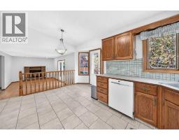 64 Edforth Crescent NW - photo 11