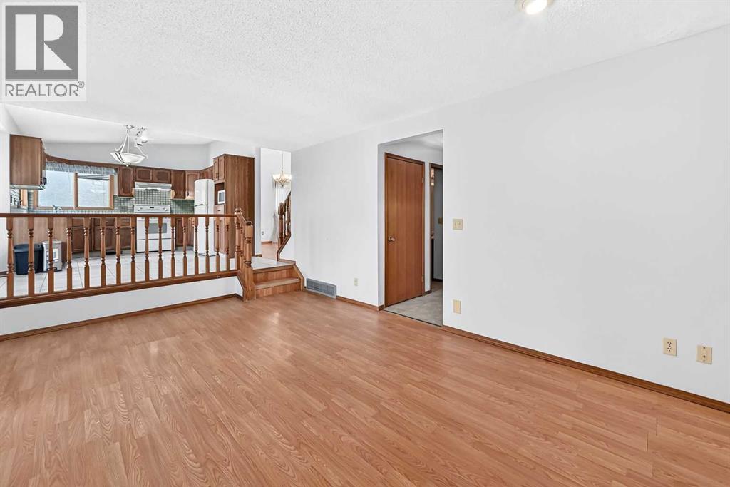 64 Edforth Crescent NW - 19