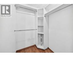 64 Edforth Crescent NW - photo 32