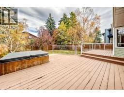 64 Edforth Crescent NW - photo 23