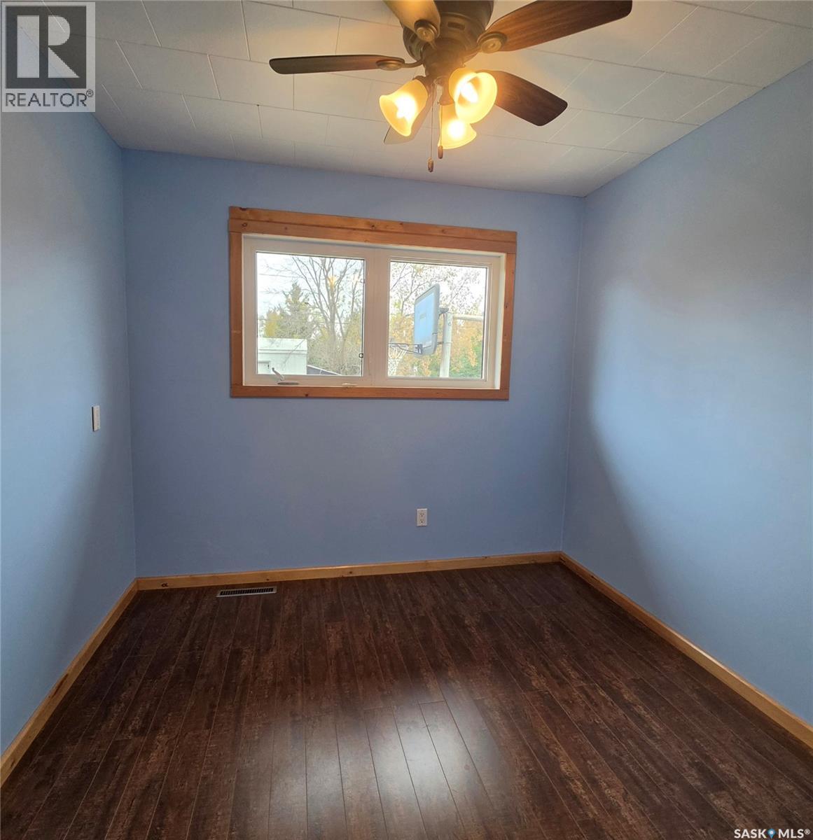 332 1st AVENUE NW - 20