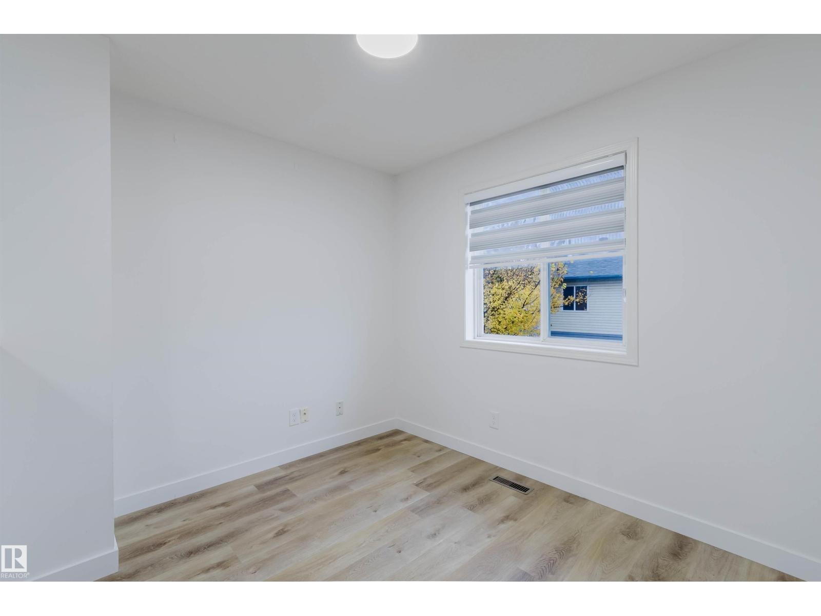 #85 10909 106 ST NW - 21