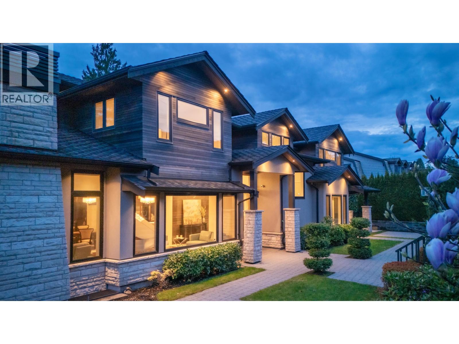 2408 MATHERS AVENUE, West Vancouver British Columbia