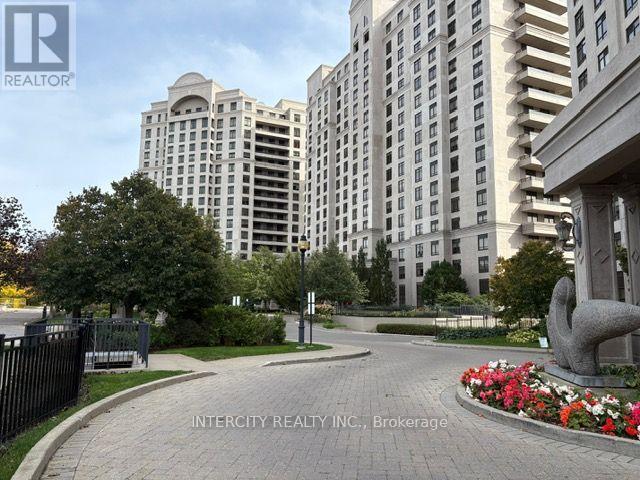 9235 Jane Street — photo 19