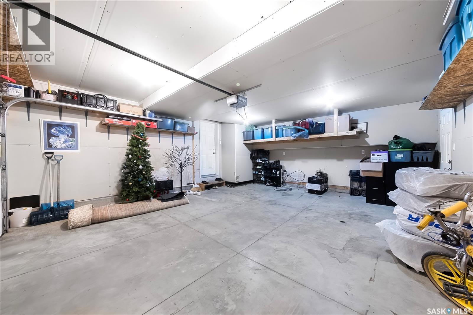 604 Regier PLACE - 34
