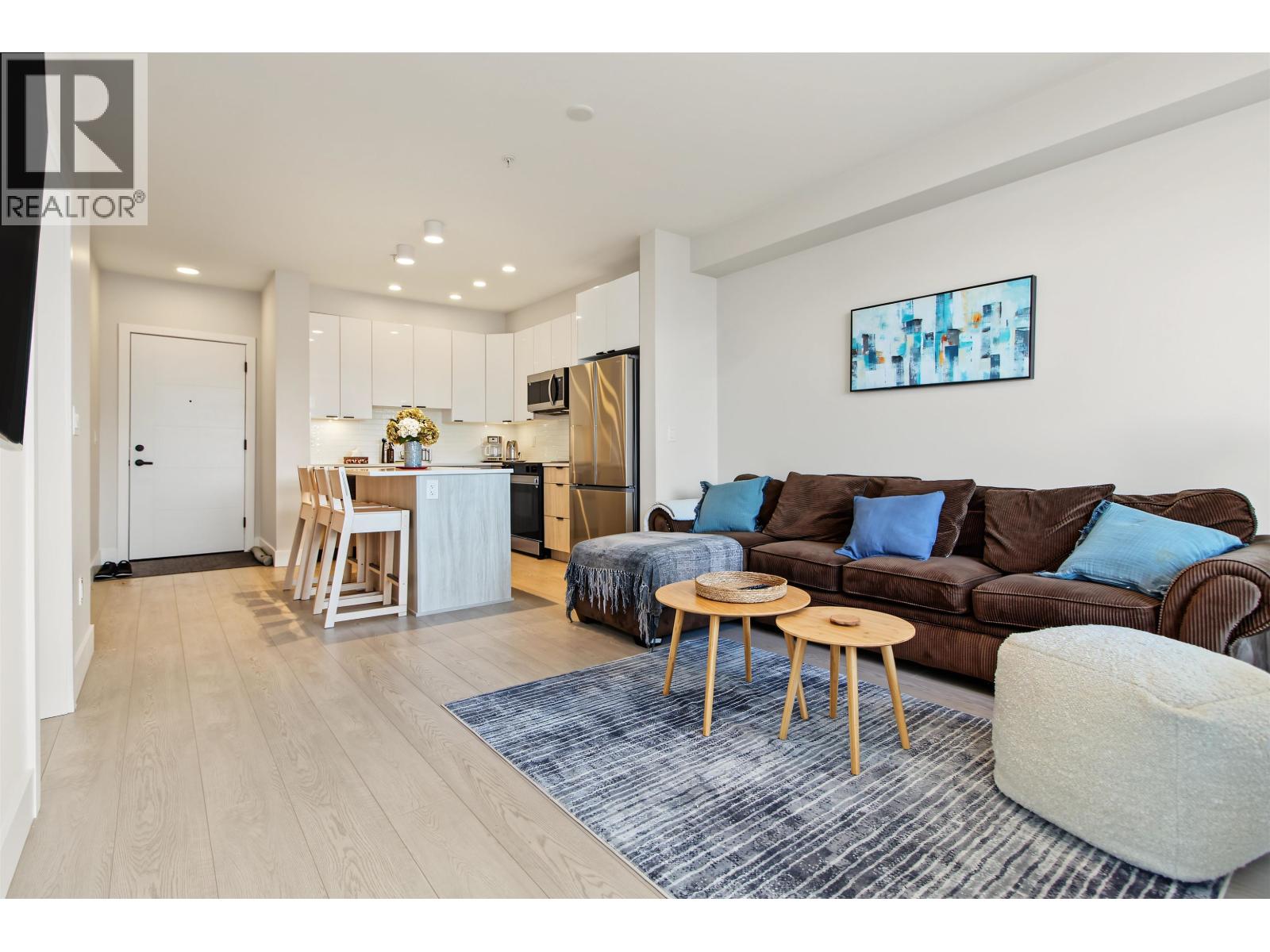 Photo of 411 11655 FRASER STREET 12