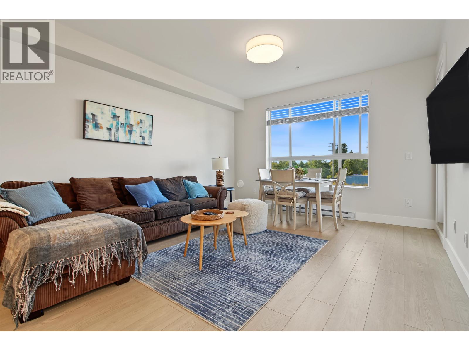 Photo of 411 11655 FRASER STREET 10