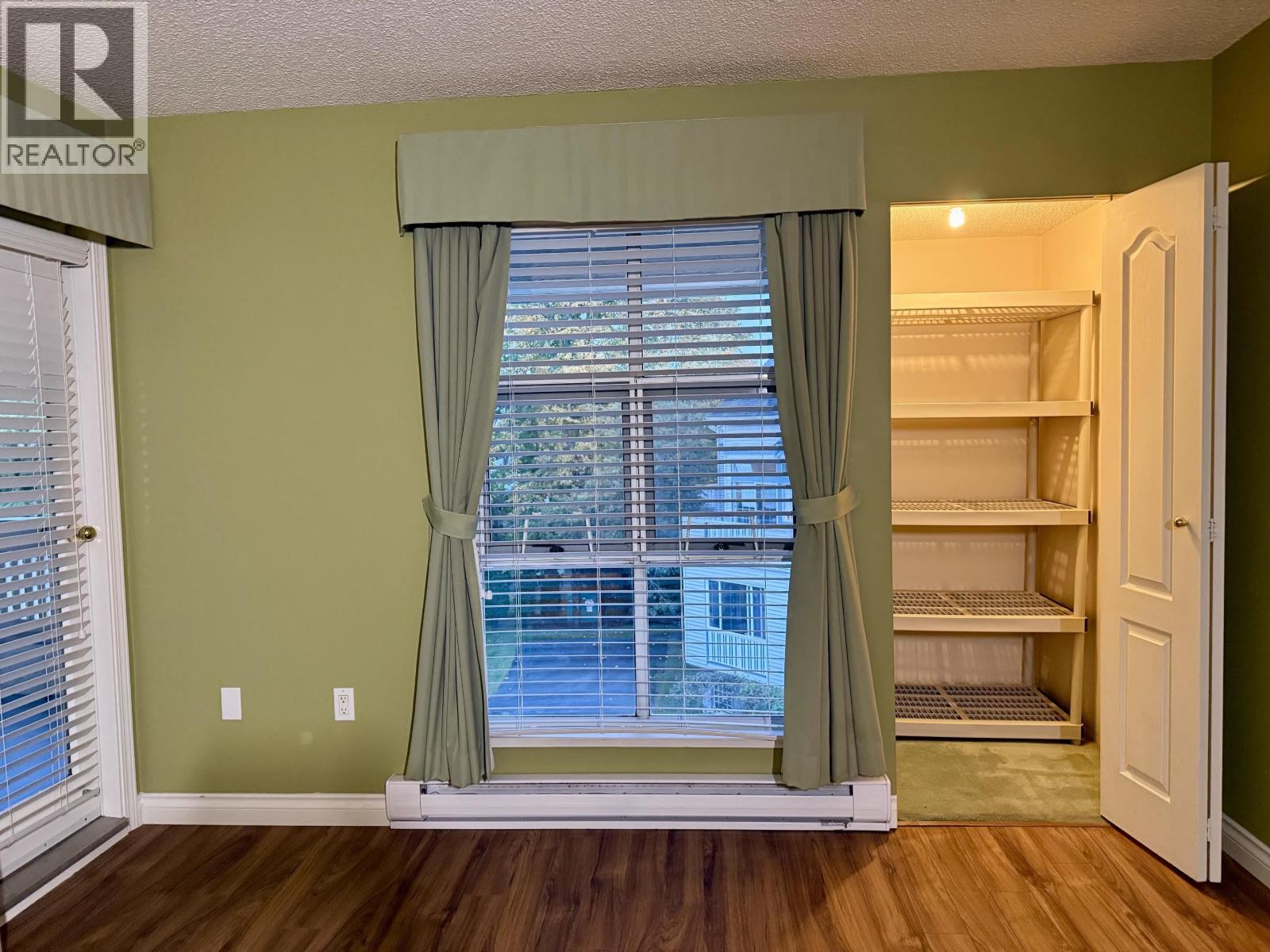 Photo of 311 7580 MINORU BOULEVARD 9