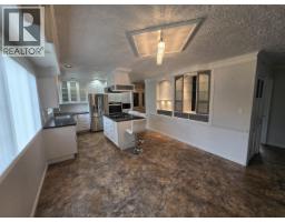 Family room - 241 S Enemark Road, Quesnel, BC V2J4G8 Photo 13