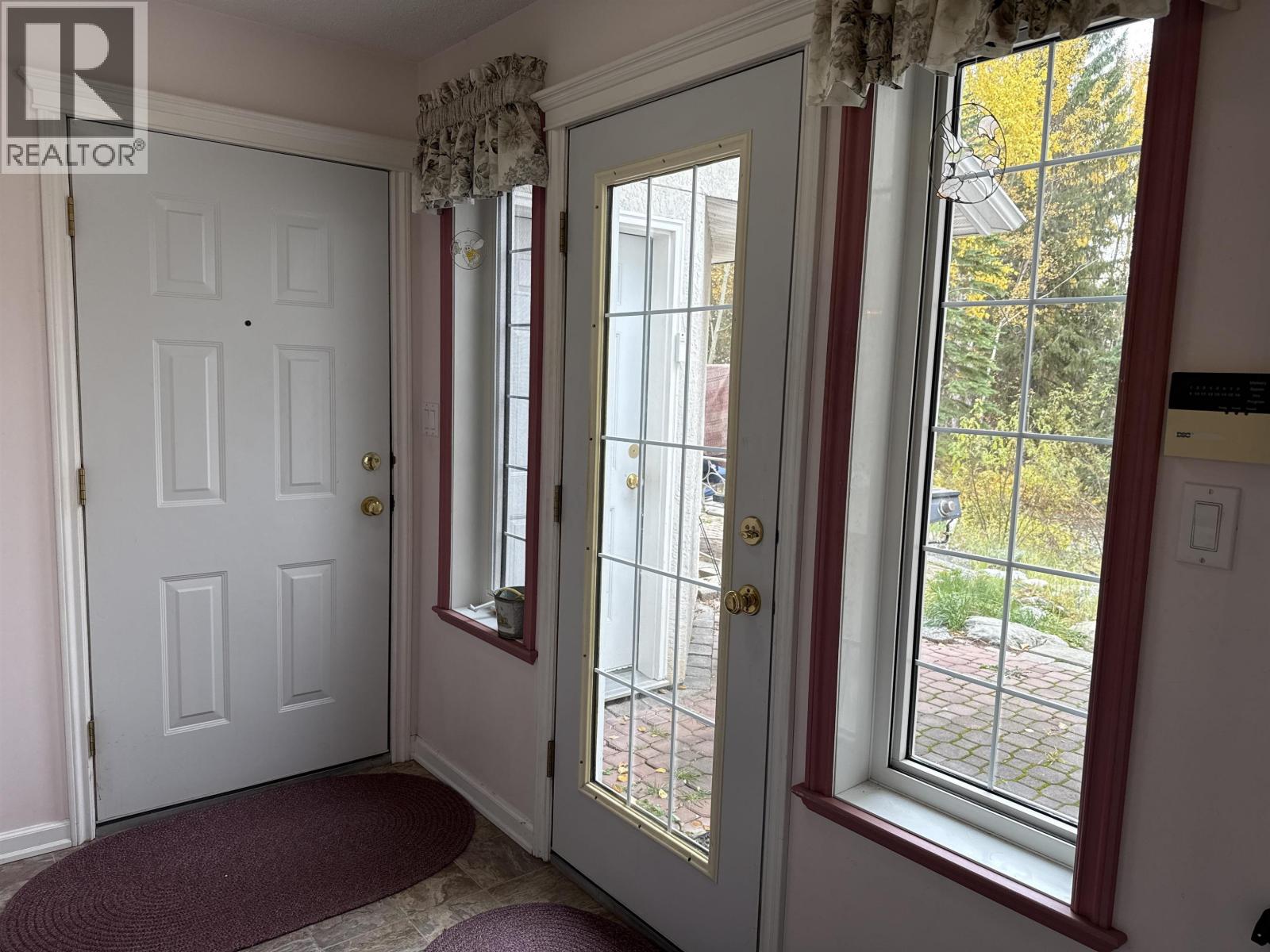 1147 CROFT ROAD - 9