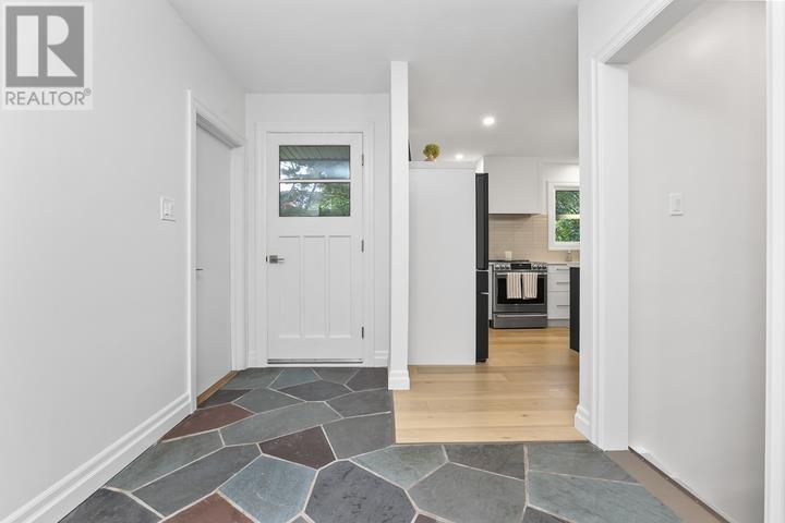 35 Hugill St — photo 8