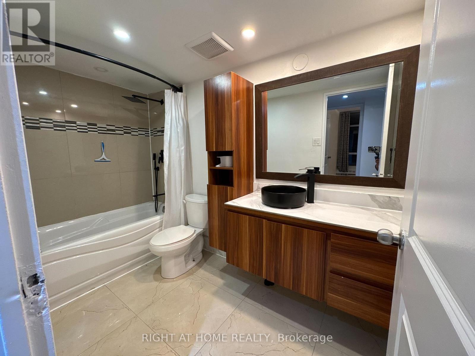 1701 Mccowan Road — photo 7