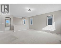 4pc Bathroom - 249 Saddlecrest Way Ne, Calgary, AB T3J5N3 Photo 19