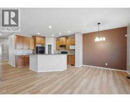 249 Saddlecrest Way NE - photo 2