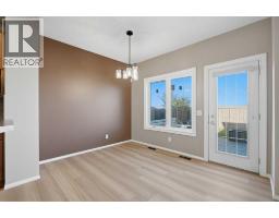 2pc Bathroom - 249 Saddlecrest Way Ne, Calgary, AB T3J5N3 Photo 6