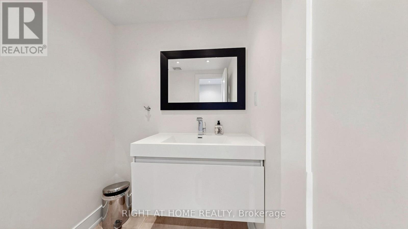 24 Stonedene Boulevard, Toronto, ON photo 33