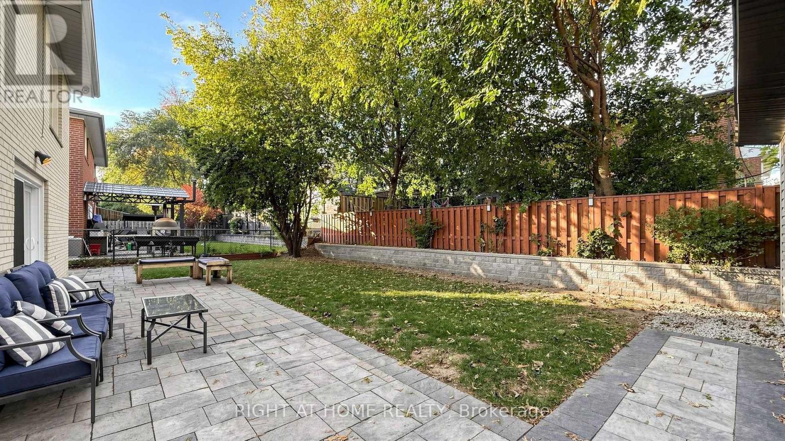 24 Stonedene Boulevard, Toronto, ON photo 43
