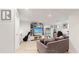 24 Stonedene Boulevard, Toronto, ON M2R3C7 Photo 36