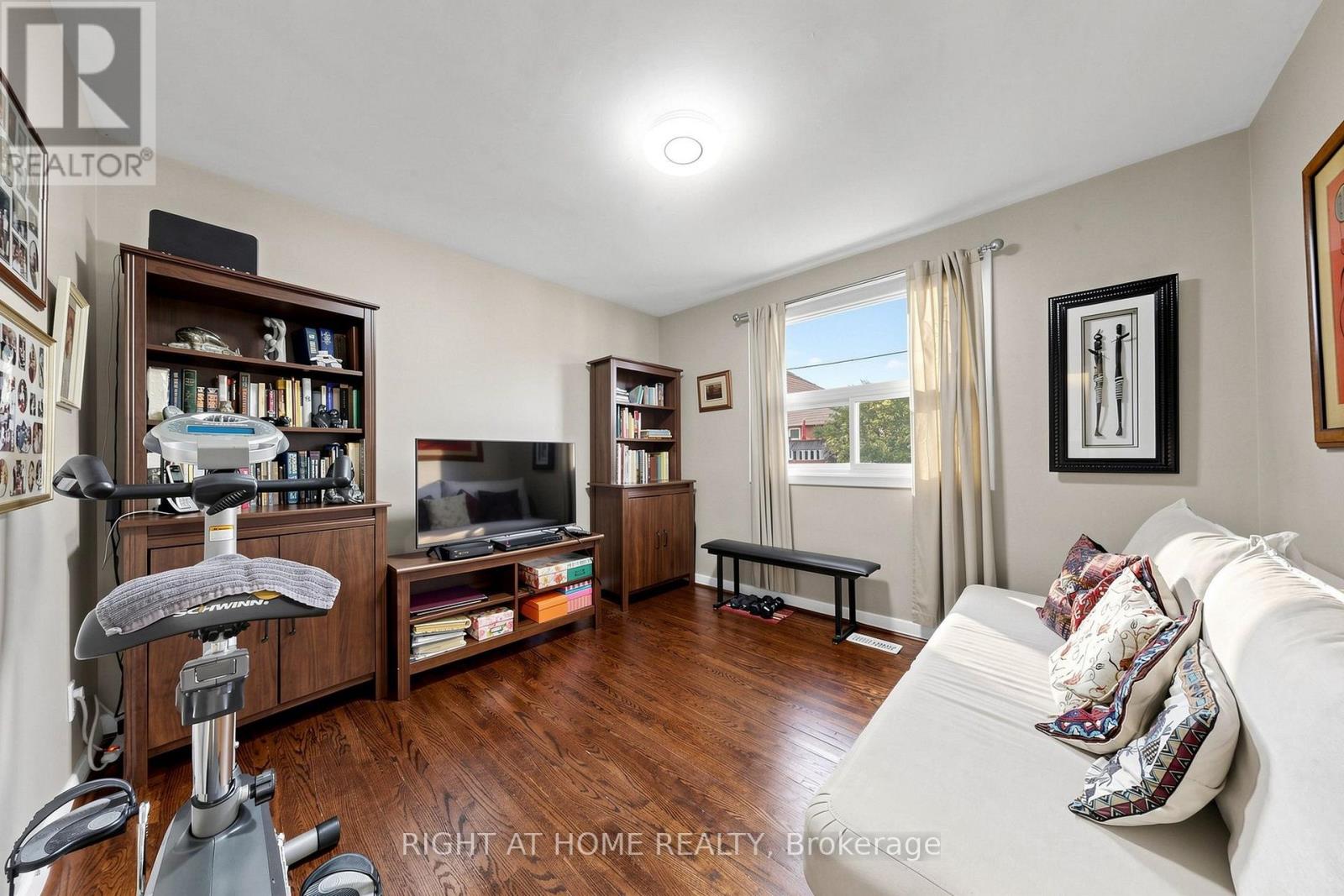 202 Waterloo Avenue, Toronto, ON photo 27