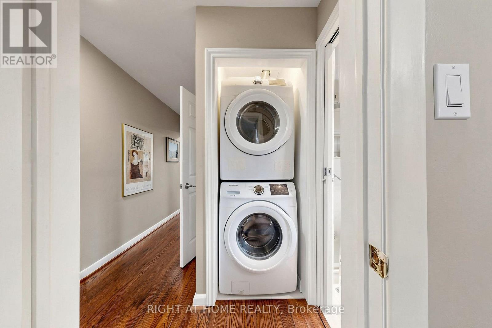 202 Waterloo Avenue, Toronto, ON photo 31