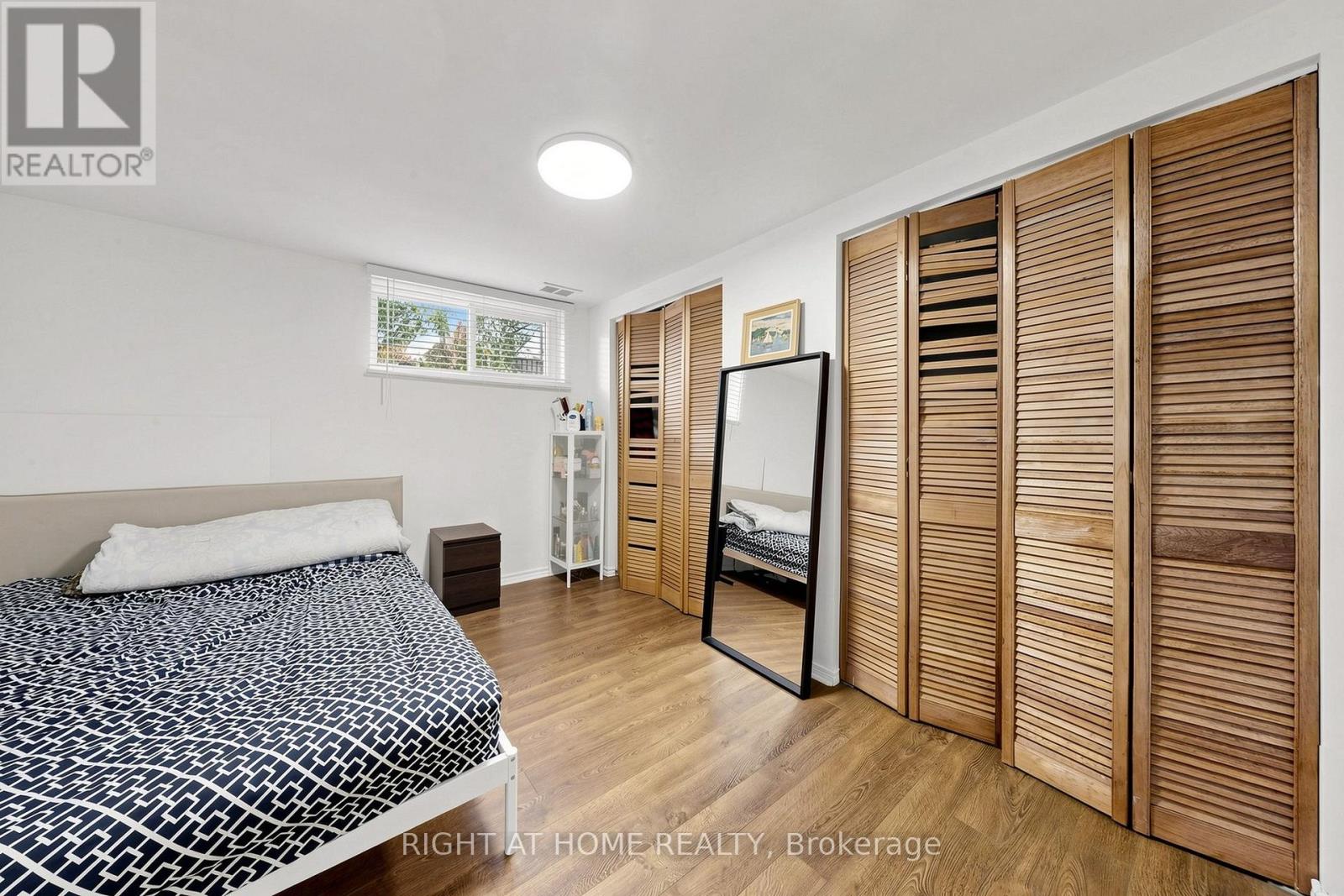 202 Waterloo Avenue, Toronto, ON photo 36