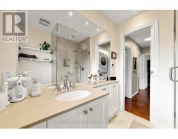 202 Waterloo Avenue, Toronto, ON M3H3Z2 Photo 30
