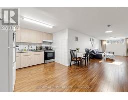202 Waterloo Avenue, Toronto, ON M3H3Z2 Photo 33