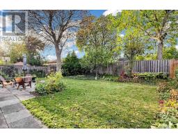 202 Waterloo Avenue, Toronto, ON M3H3Z2 Photo 44