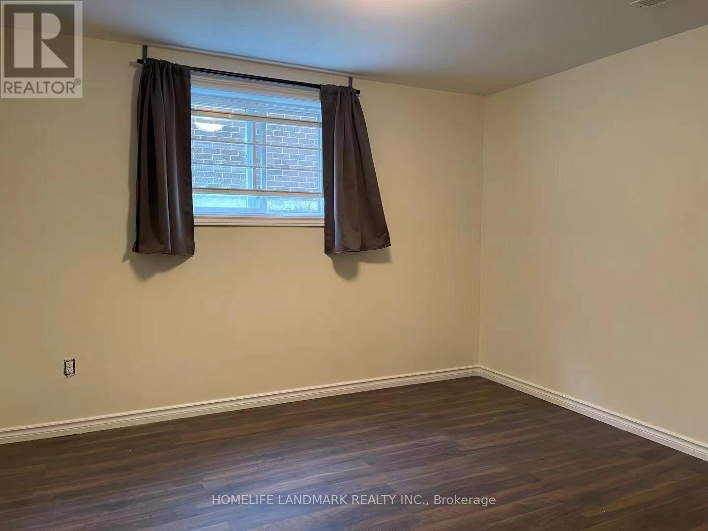 BASEMENT - 8 CHALET ROAD, Toronto (Pleasant View) — photo 5
