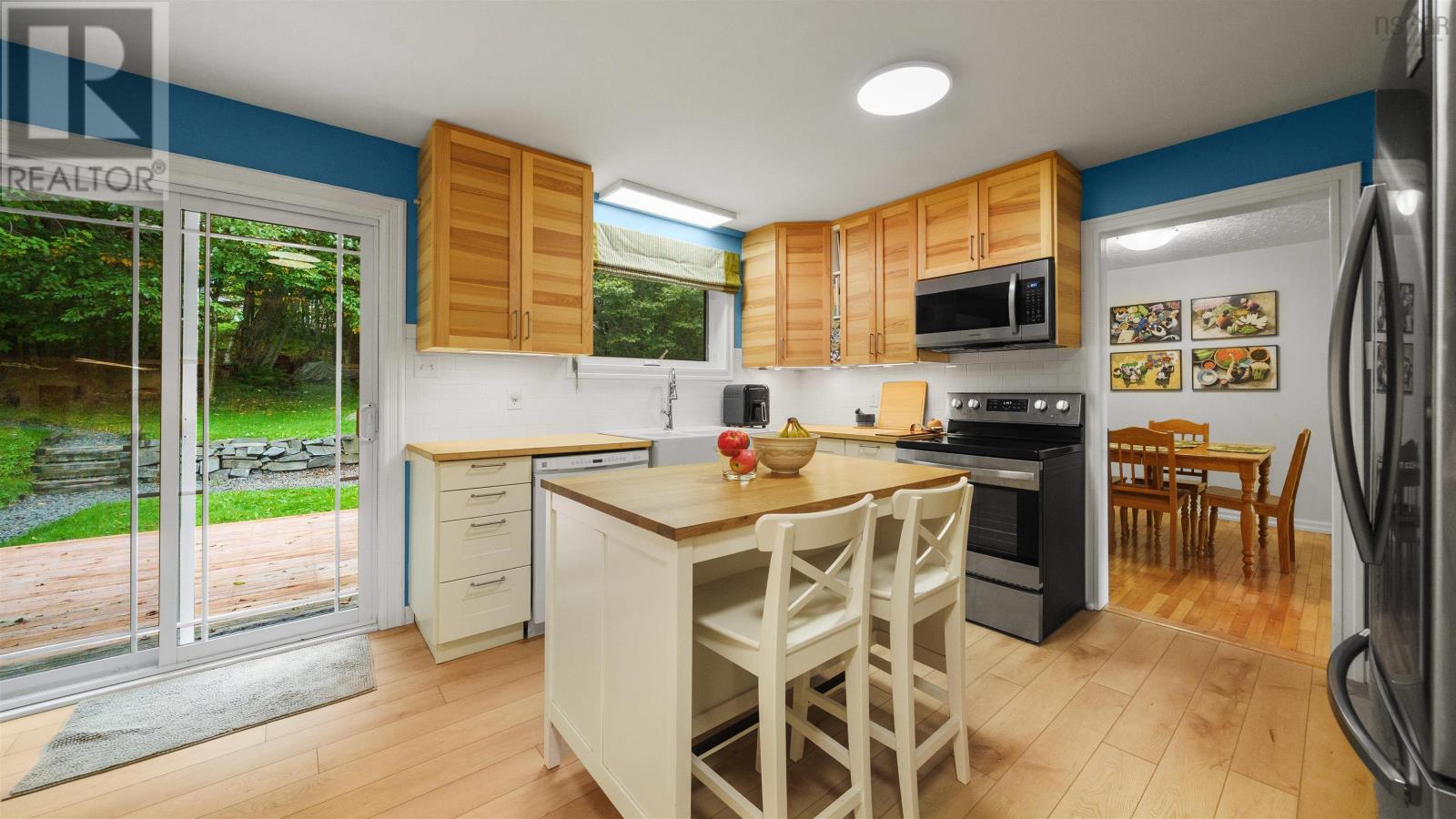 Property 10 of 41 of 106 Deerbrooke Drive