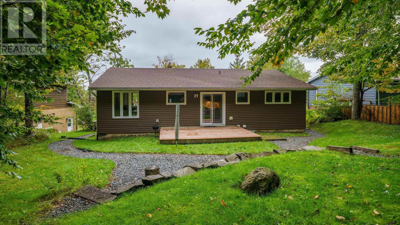 Property 34 of 41 of 106 Deerbrooke Drive