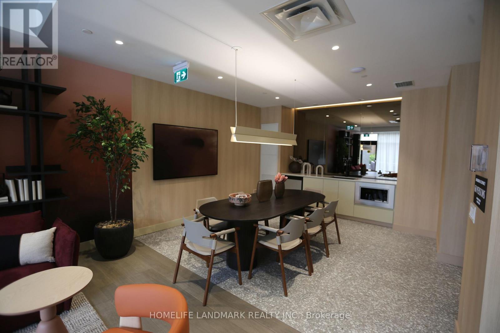 3008 William Cutmore Boulevard — photo 24