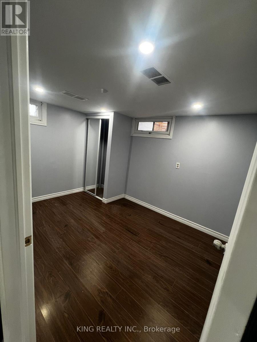 6 Genevive Crescent — photo 23