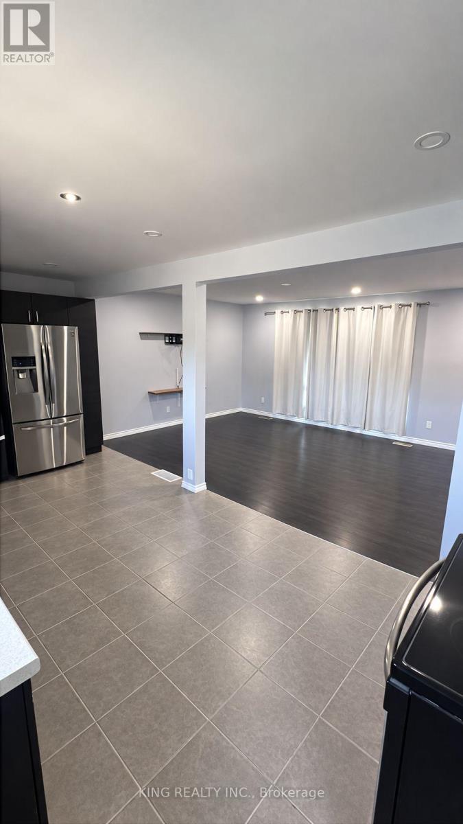 6 GENEVIVE CRESCENT, London East (East C) — photo 5