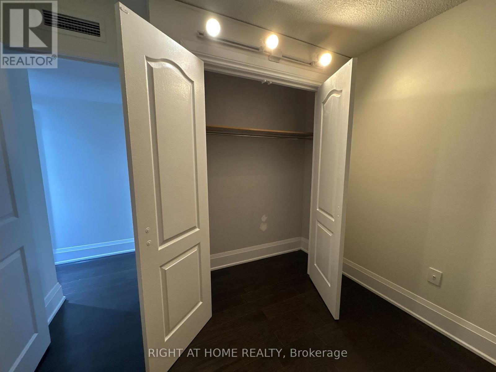 1701 Mccowan Road — photo 12