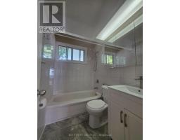 Main - 211 Beechy Drive, Richmond Hill, ON L4C2X6 Photo 8