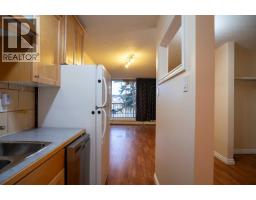 2, 222 Mayor Magrath Drive N - photo 5