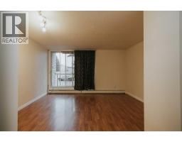 2, 222 Mayor Magrath Drive N - photo 7