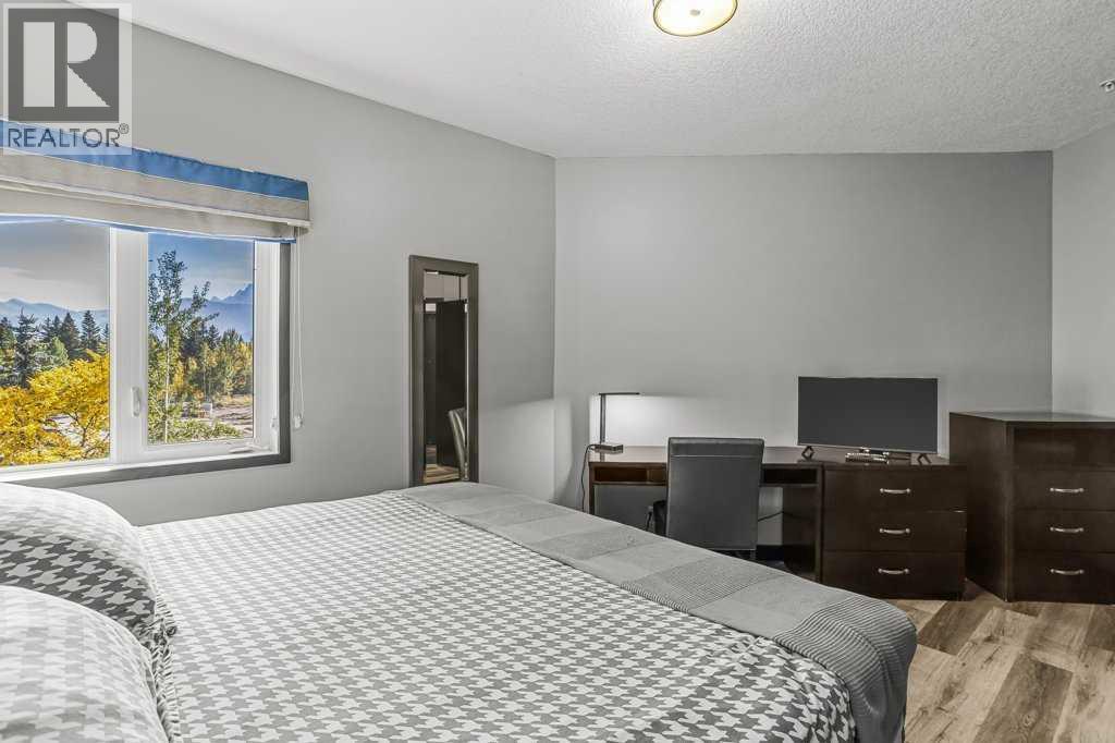 #319 901 Mountain Street - 23