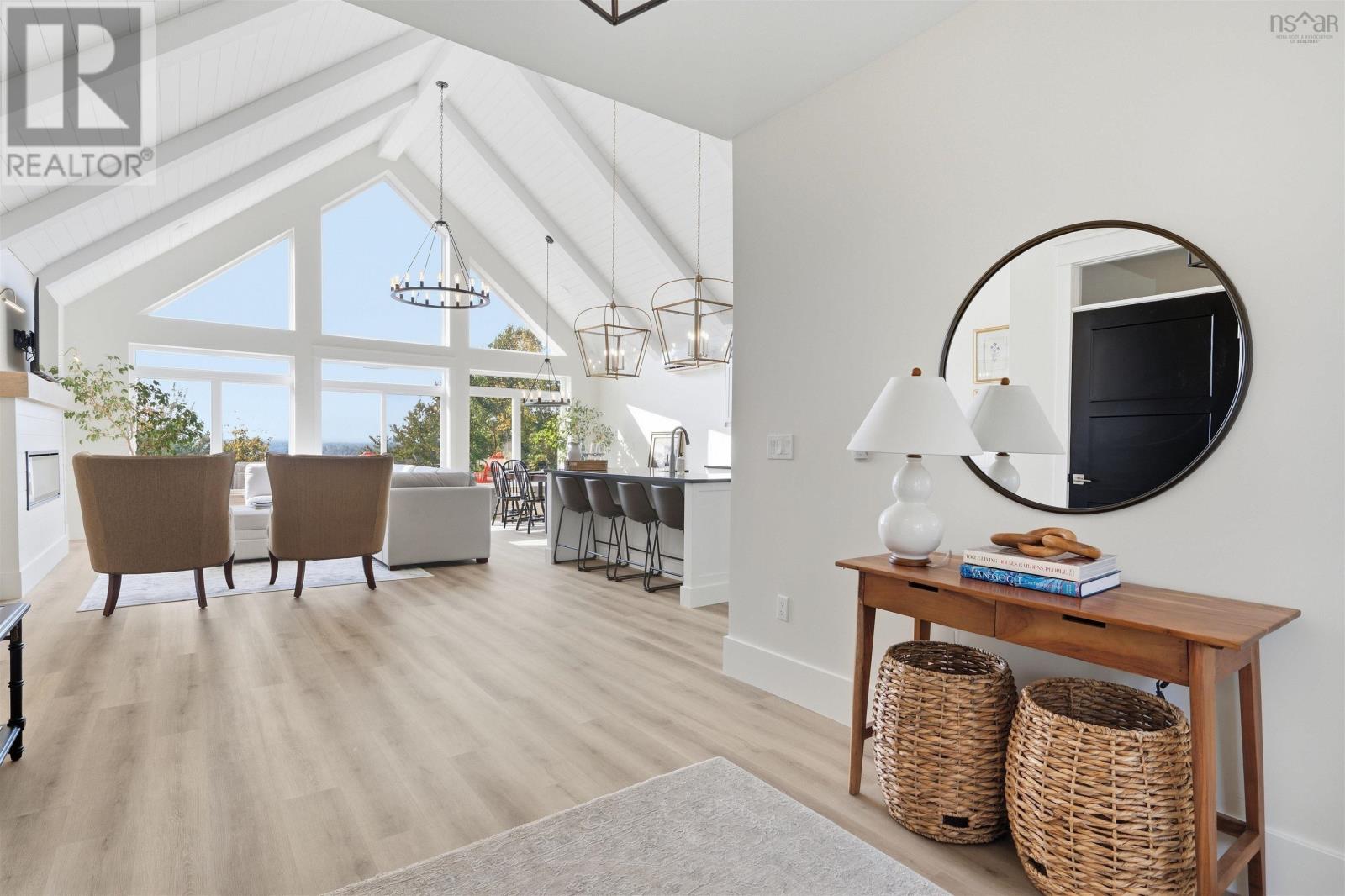 #61 68 Grandview Terrace - 5