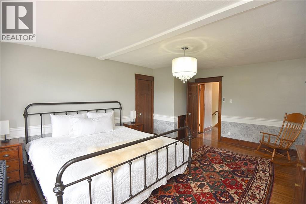 70 Kensington Avenue North — photo 28