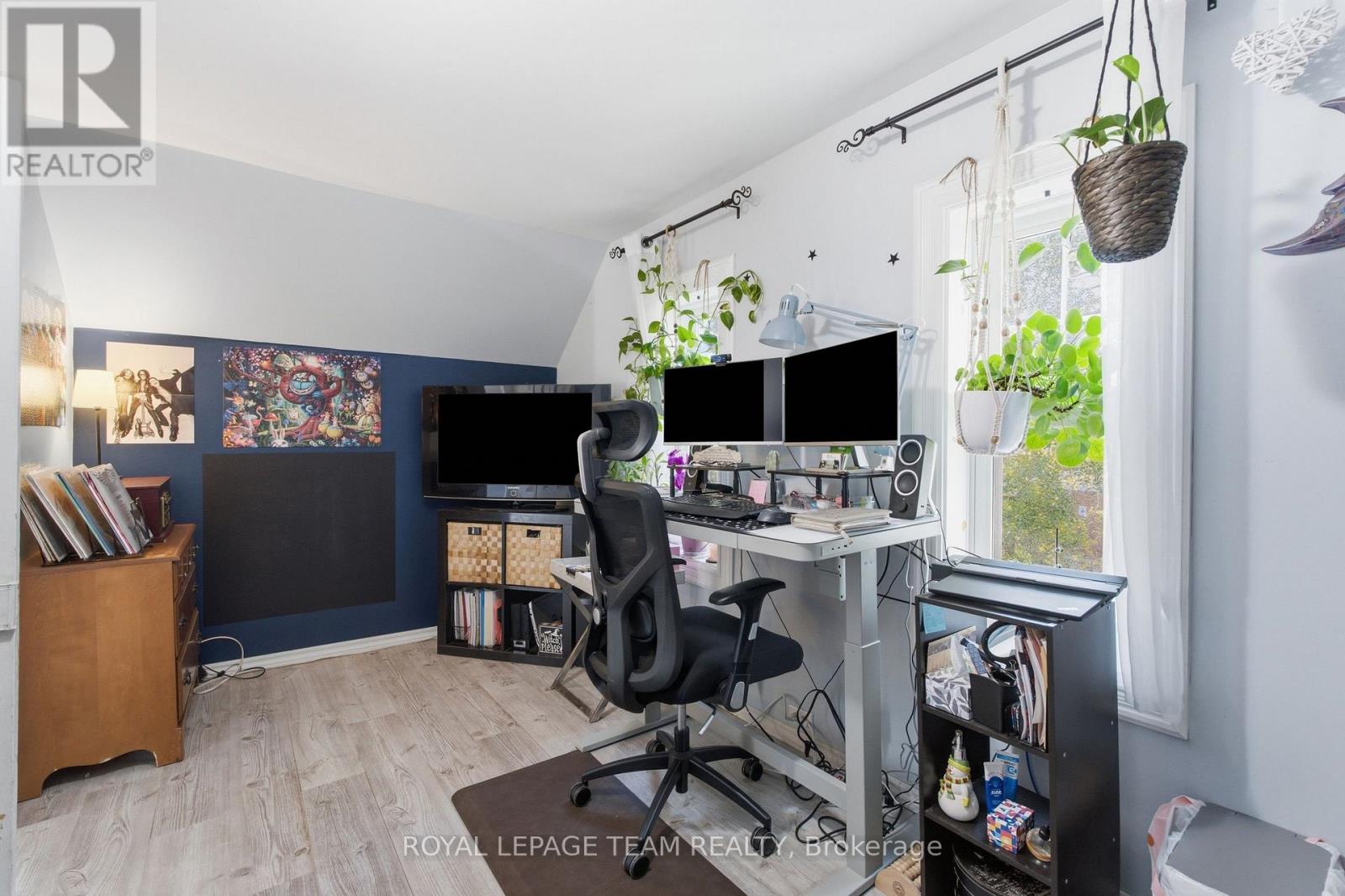 224 Reuben Crescent — photo 19