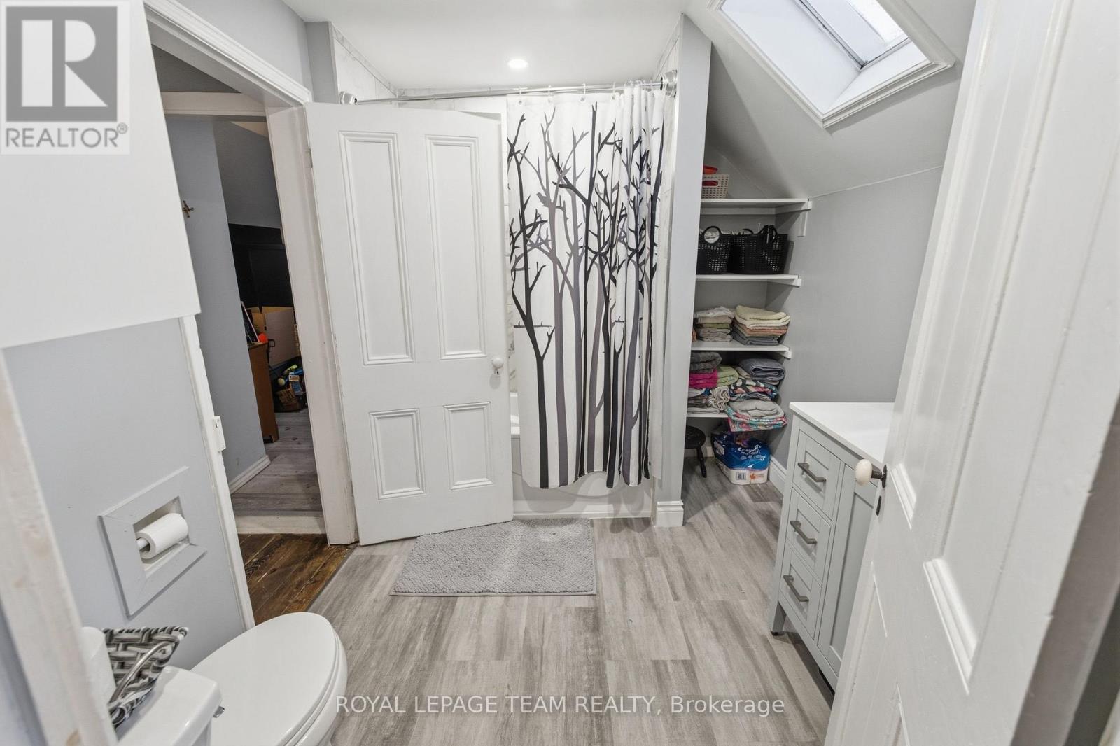 224 Reuben Crescent — photo 21