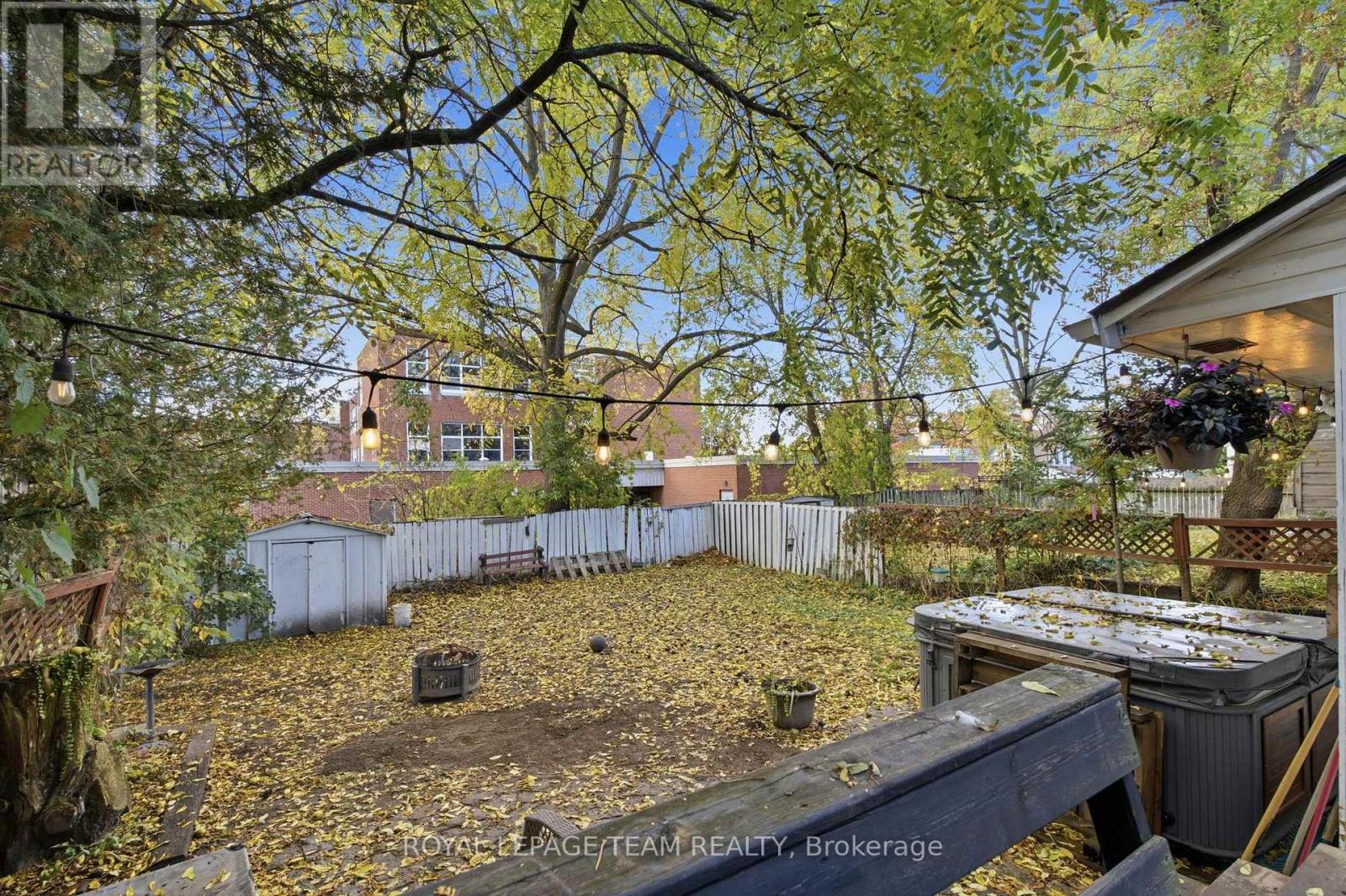 224 Reuben Crescent — photo 29