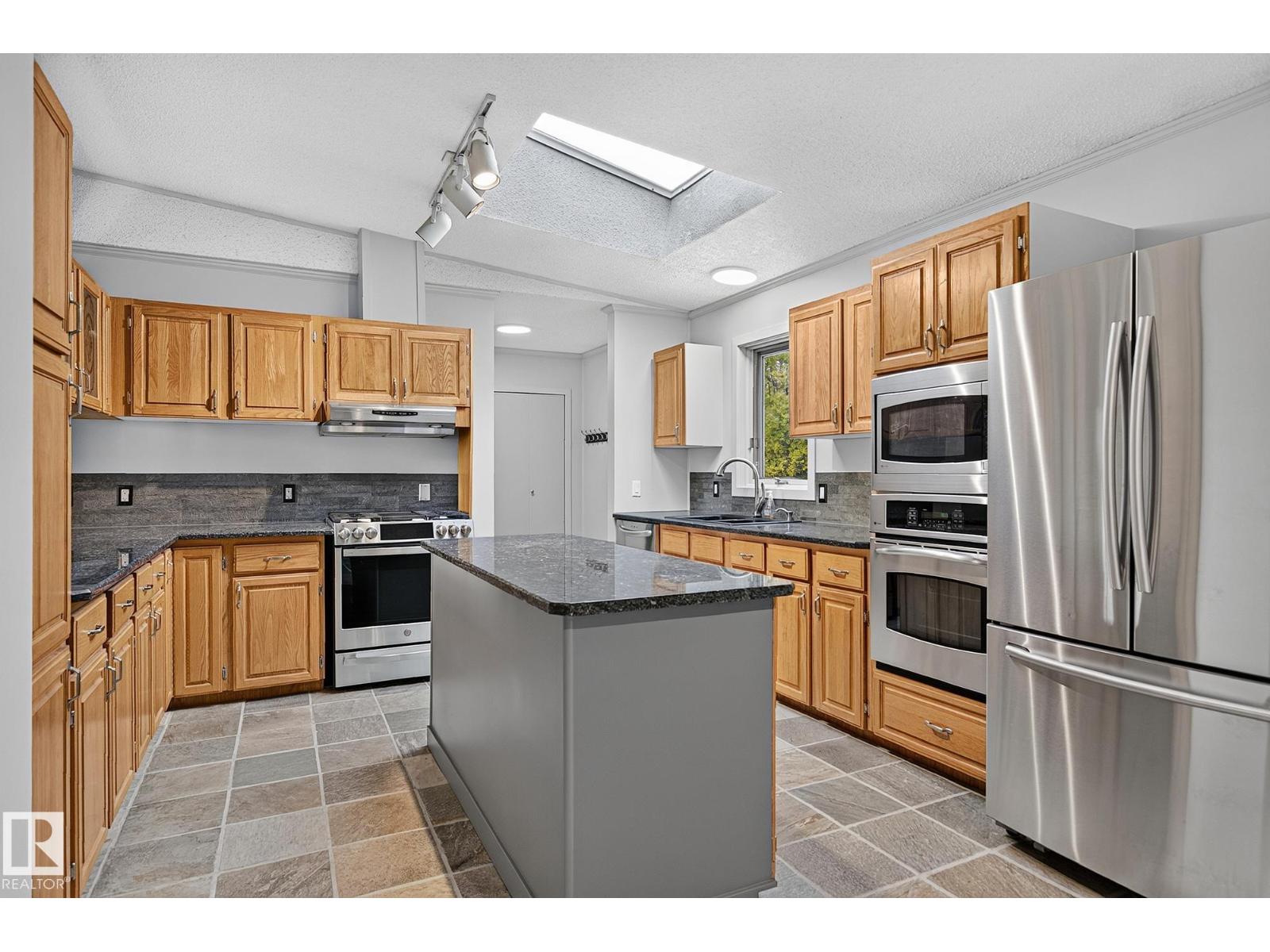 #18 53319 RGE ROAD 14 - Image 12
