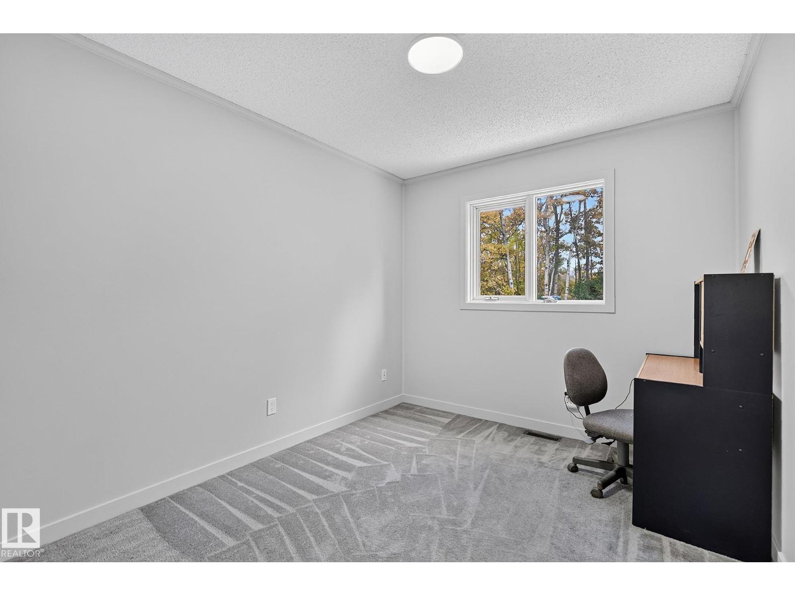 #18 53319 RGE ROAD 14 - Image 32